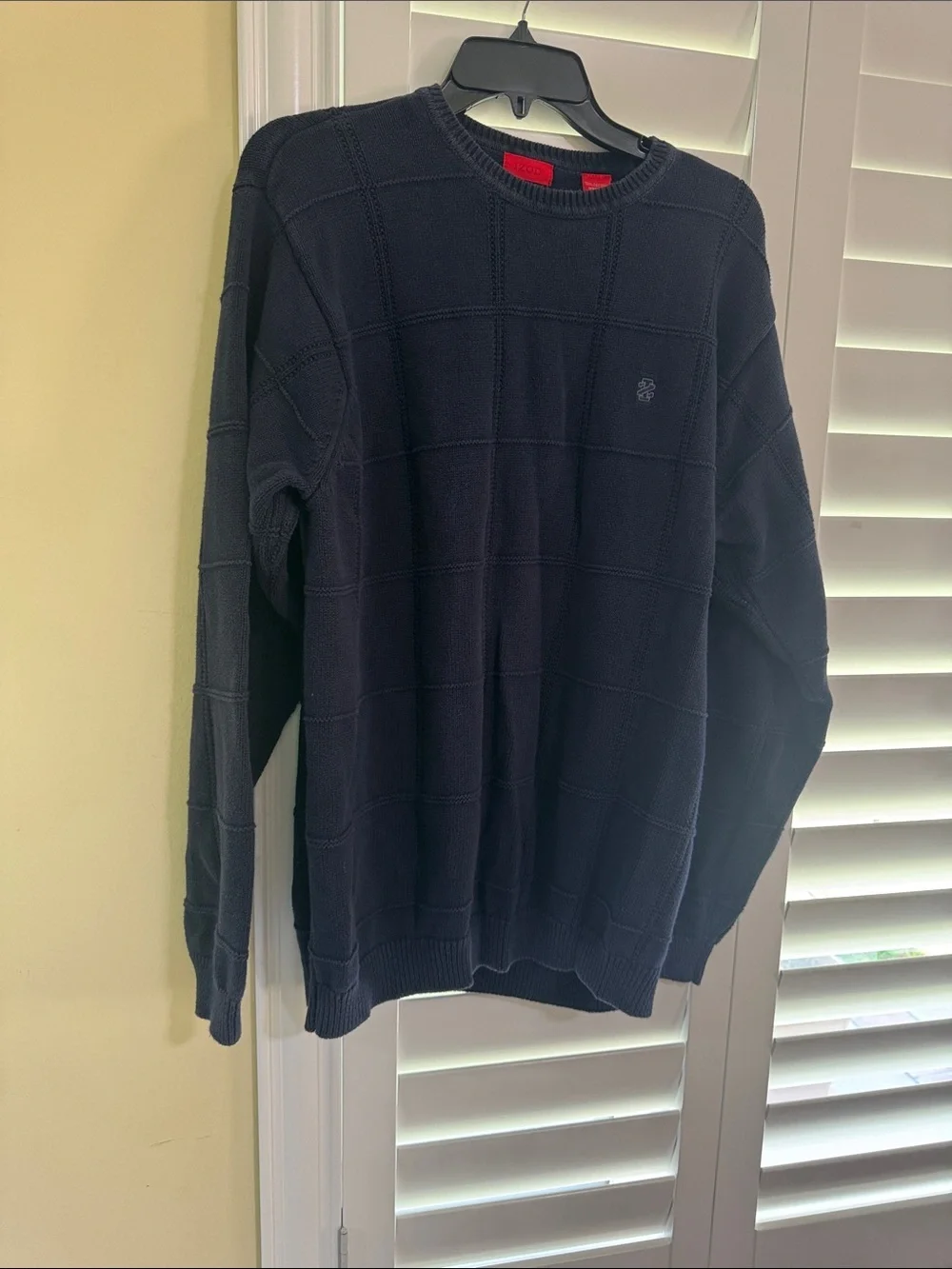 Izod Men's Navy Crewneck Sweater - Textured Grid Knit